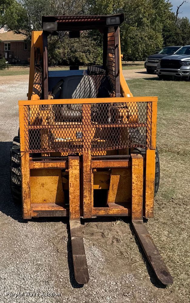 image for item ER2500 Case 1840 skid steer loader