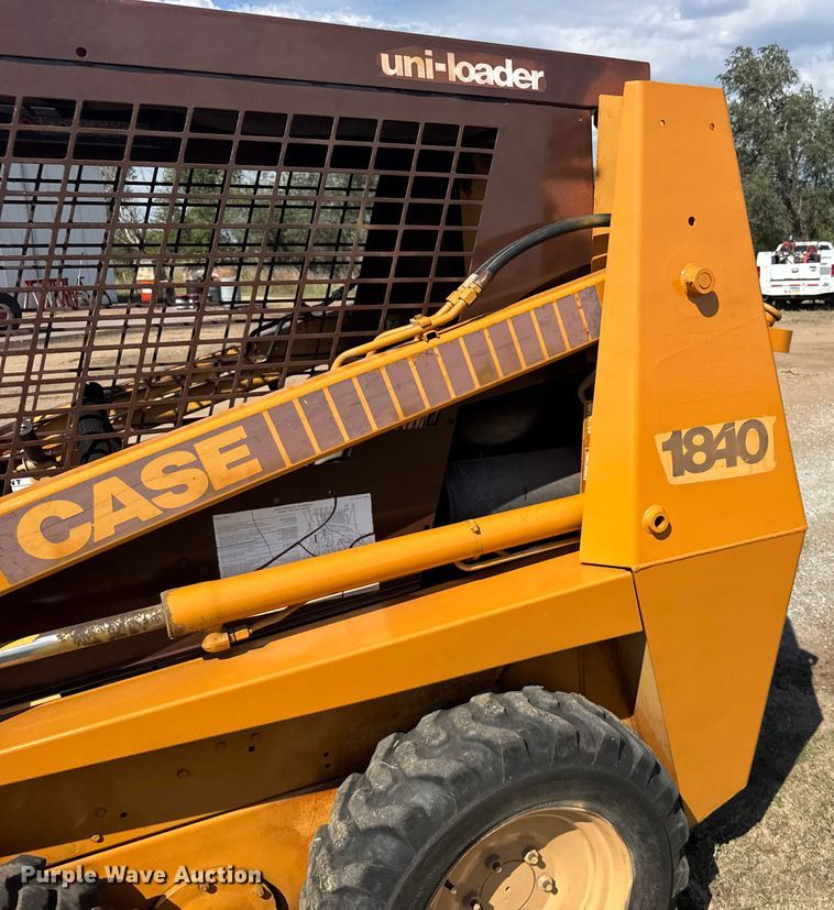 image for item ER2500 Case 1840 skid steer loader