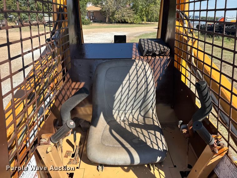 image for item ER2500 Case 1840 skid steer loader