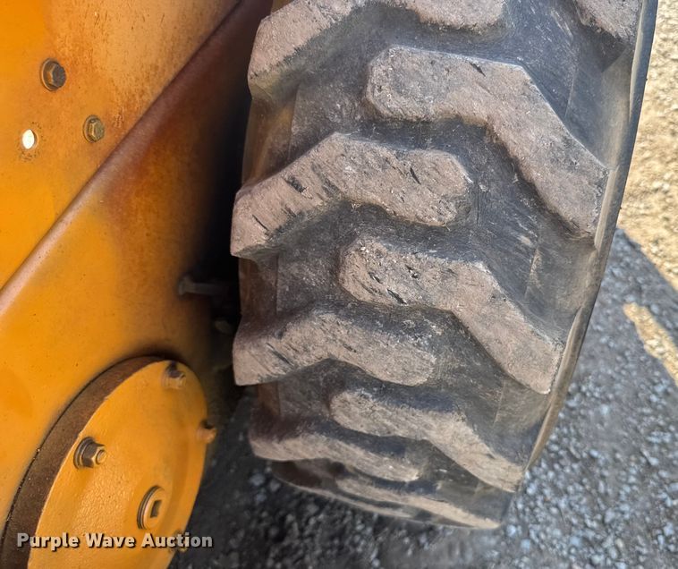 image for item ER2500 Case 1840 skid steer loader