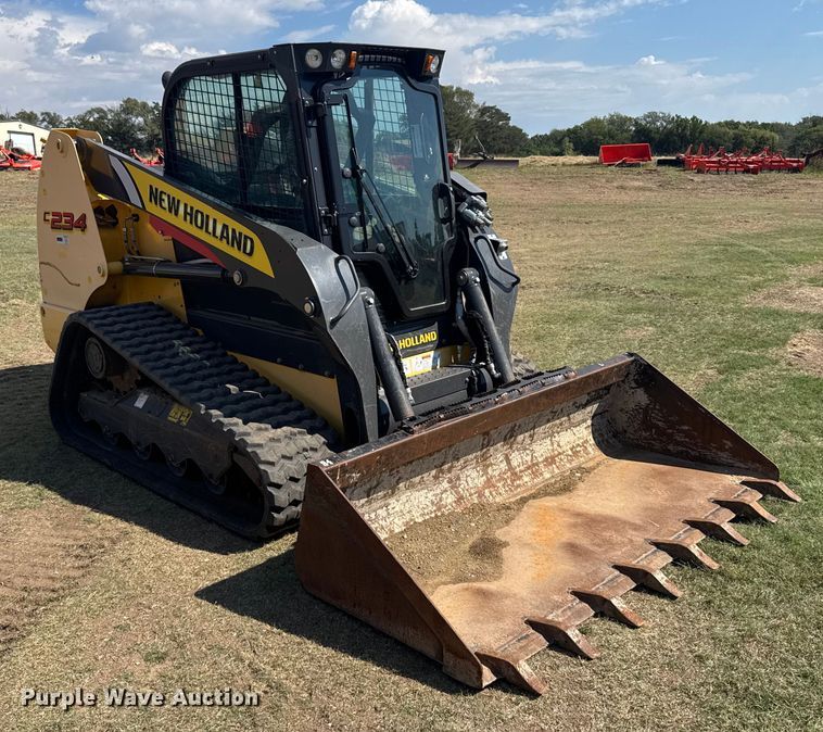 MINI CARGADOR SOBRE ORUGAS 2019 NEW HOLLAND C234
