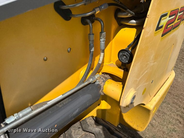 image for item ER2501 2019 New Holland C234 tracked skid steer loader