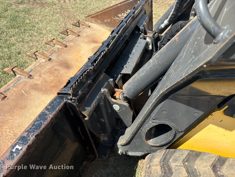 image for item ER2501 2019 New Holland C234 tracked skid steer loader