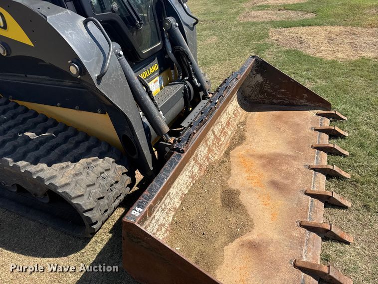 image for item ER2501 2019 New Holland C234 tracked skid steer loader