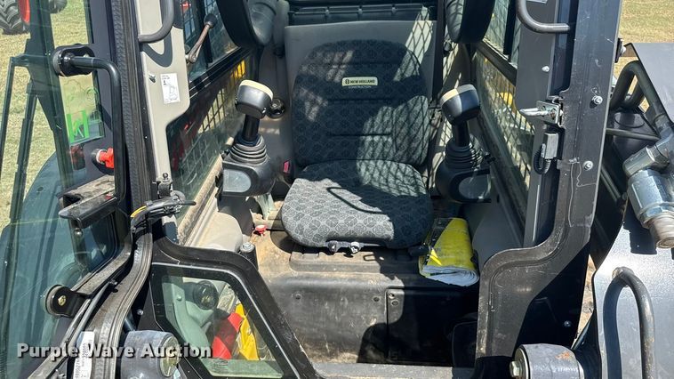image for item ER2501 2019 New Holland C234 tracked skid steer loader
