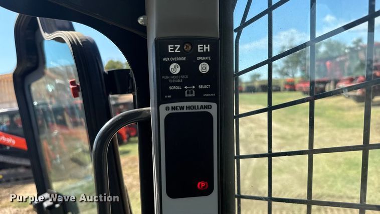 image for item ER2501 2019 New Holland C234 tracked skid steer loader