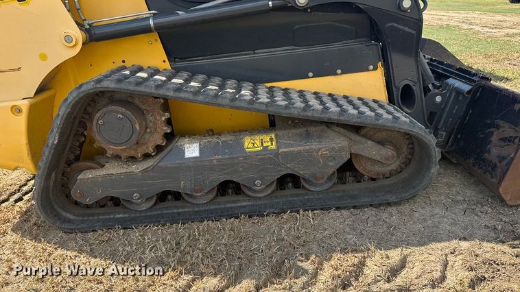 image for item ER2501 2019 New Holland C234 tracked skid steer loader
