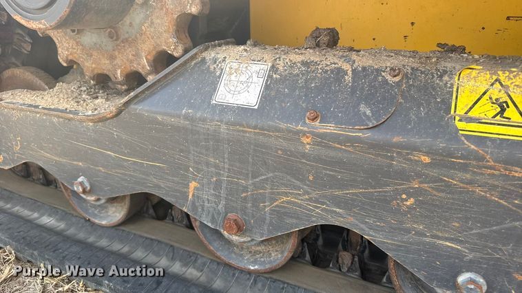 image for item ER2501 2019 New Holland C234 tracked skid steer loader