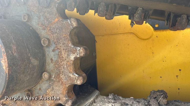 image for item ER2501 2019 New Holland C234 tracked skid steer loader