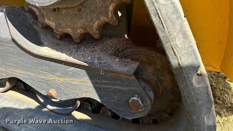 image for item ER2501 2019 New Holland C234 tracked skid steer loader