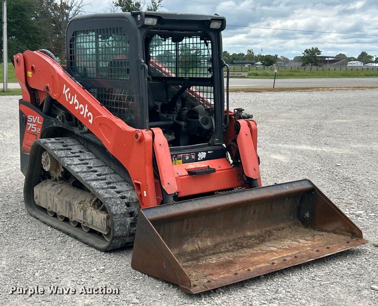MINI CARGADOR SOBRE ORUGAS 2021 KUBOTA SVL752