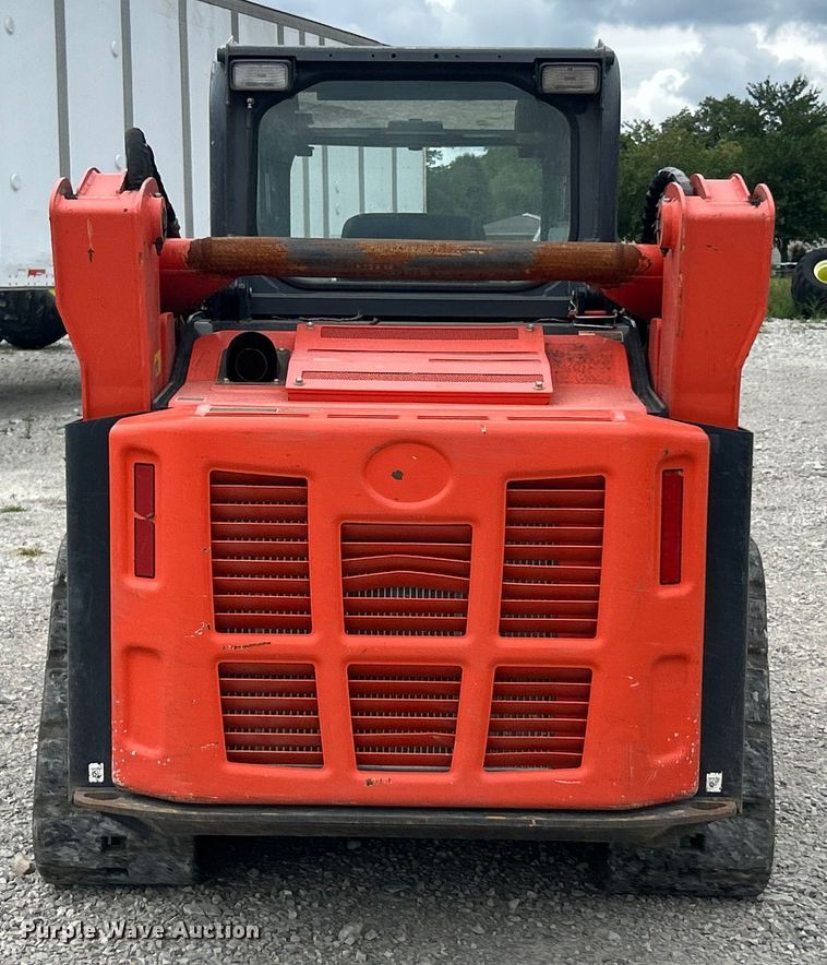 image for item ET3079 2021 Kubota SVL75-2 tracked skid steer loader