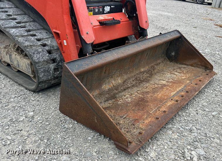image for item ET3079 2021 Kubota SVL75-2 tracked skid steer loader
