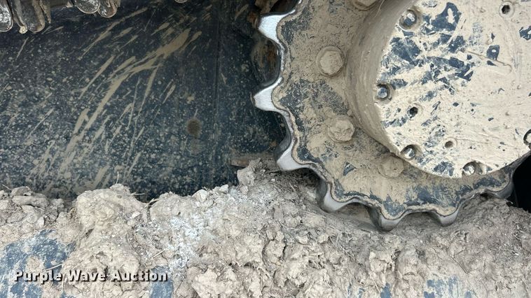 image for item ET3079 2021 Kubota SVL75-2 tracked skid steer loader