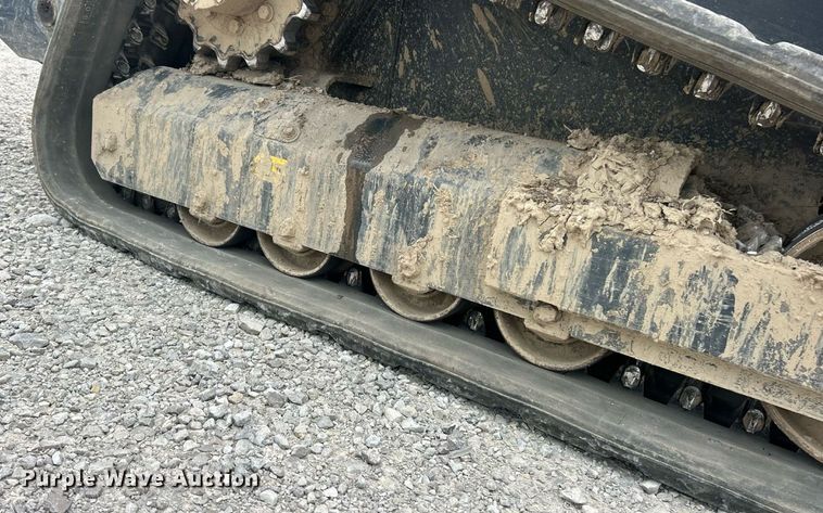 image for item ET3079 2021 Kubota SVL75-2 tracked skid steer loader