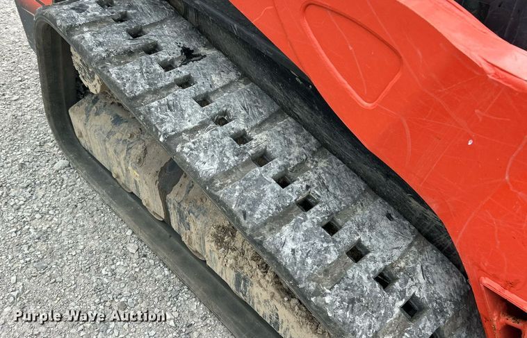 image for item ET3079 2021 Kubota SVL75-2 tracked skid steer loader