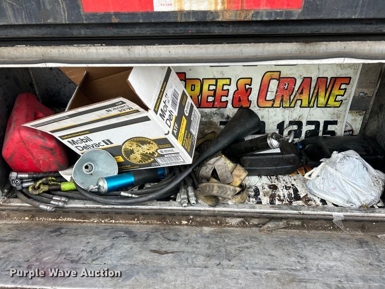 image for item ET3084 2006 Peterbilt 357 grapple crane truck