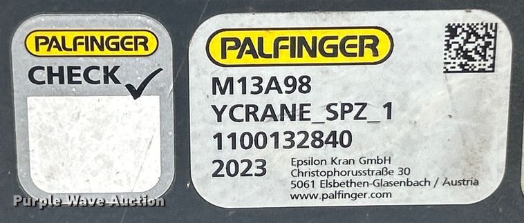 image for item ET3084 2006 Peterbilt 357 grapple crane truck