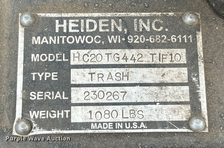 image for item ET3084 2006 Peterbilt 357 grapple crane truck