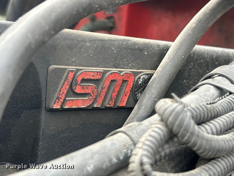 image for item ET3084 2006 Peterbilt 357 grapple crane truck