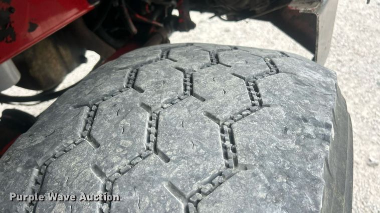 image for item ET3084 2006 Peterbilt 357 grapple crane truck