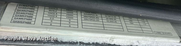 image for item ET3084 2006 Peterbilt 357 grapple crane truck