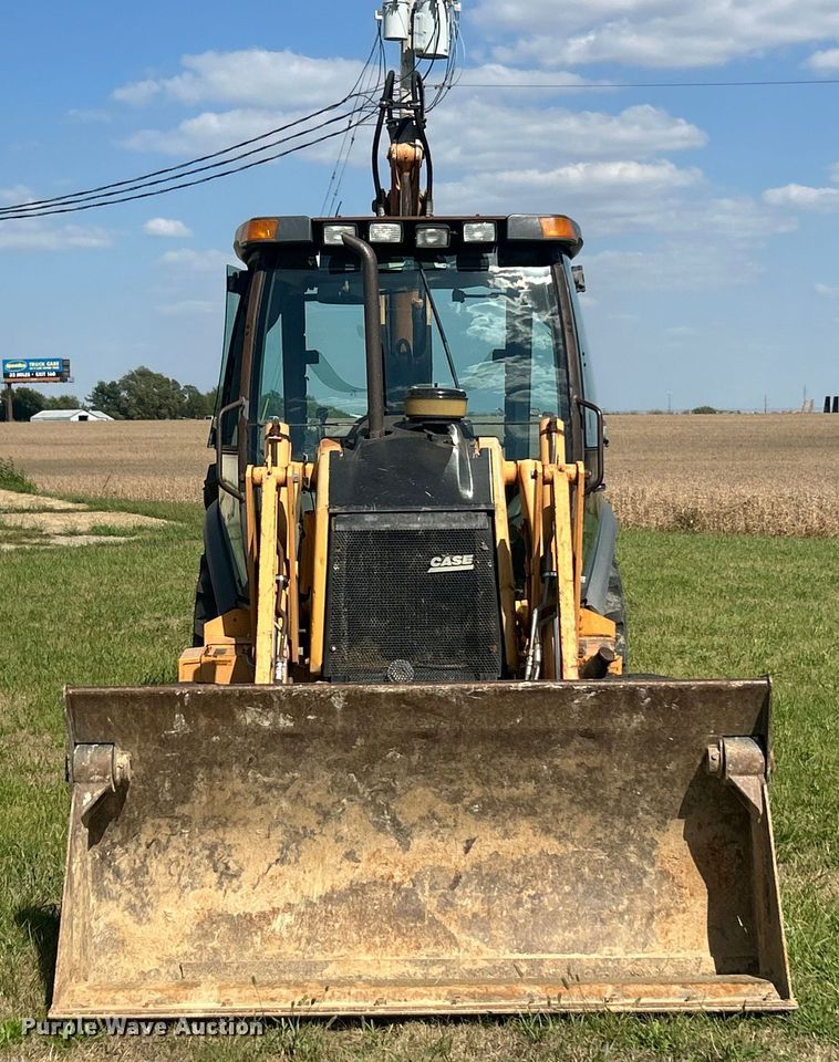 image for item ET3237 2002 Case 580 Super M backhoe