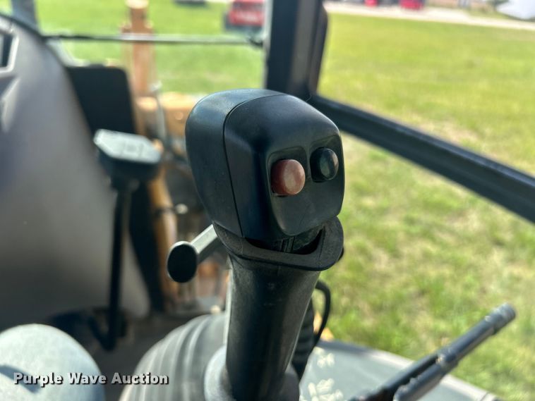 image for item ET3237 2002 Case 580 Super M backhoe