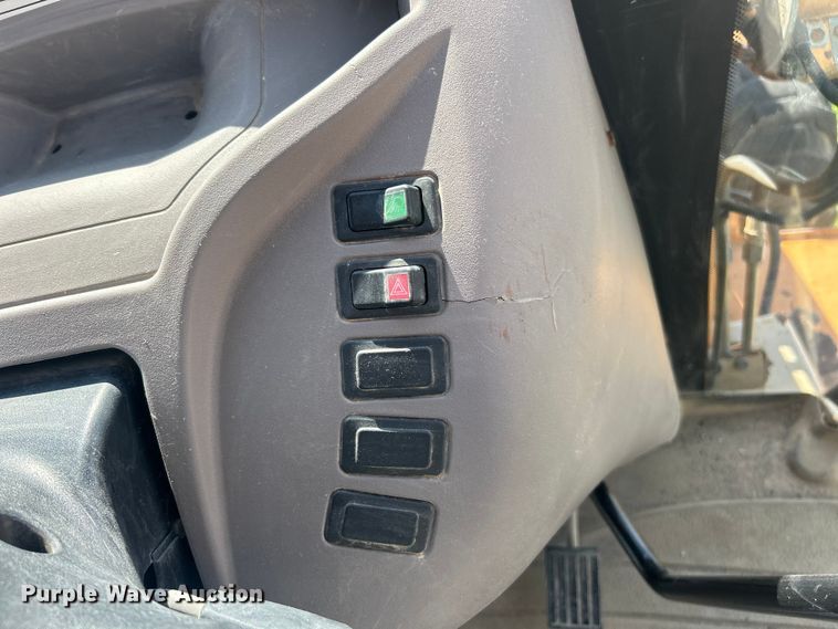 image for item ET3237 2002 Case 580 Super M backhoe