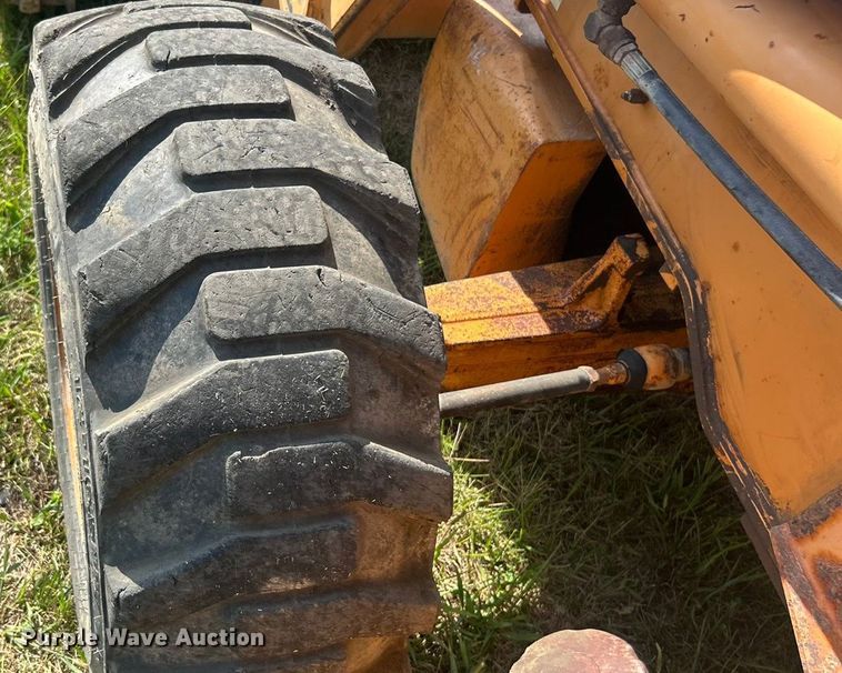 image for item ET3237 2002 Case 580 Super M backhoe