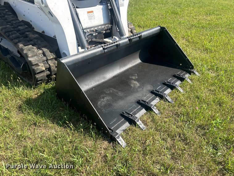 image for item ET3238 2016 Bobcat T630 tracked skid steer loader