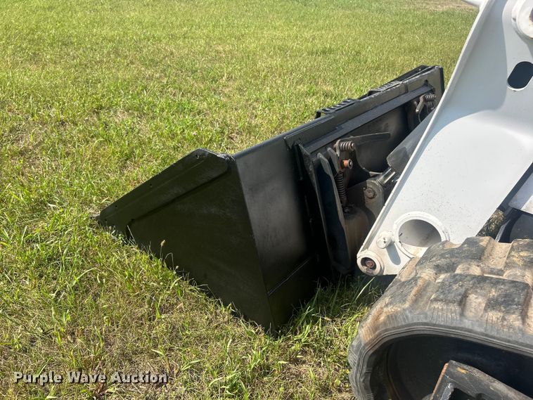 image for item ET3238 2016 Bobcat T630 tracked skid steer loader