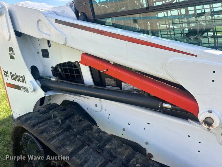 image for item ET3238 2016 Bobcat T630 tracked skid steer loader