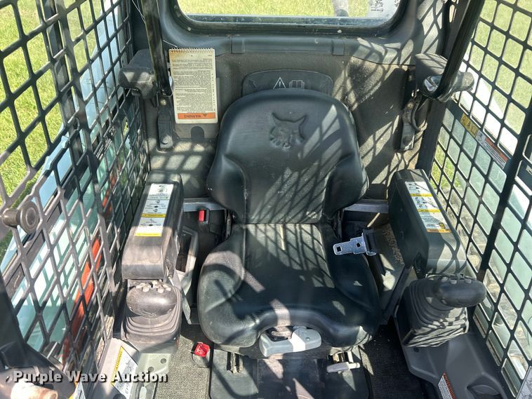 image for item ET3238 2016 Bobcat T630 tracked skid steer loader