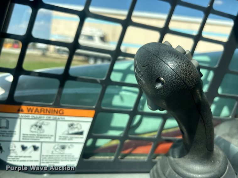 image for item ET3238 2016 Bobcat T630 tracked skid steer loader