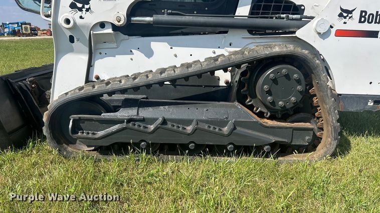 image for item ET3238 2016 Bobcat T630 tracked skid steer loader