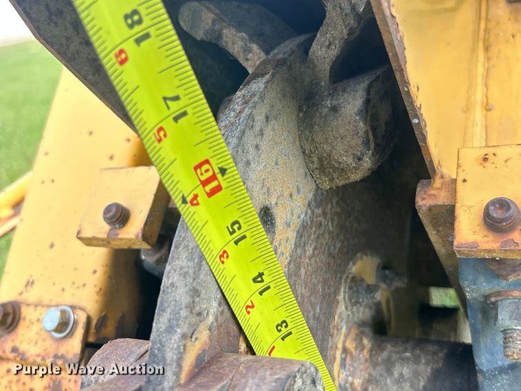 image for item ET3240 2001 Vermeer SC252 stump grinder with trailer