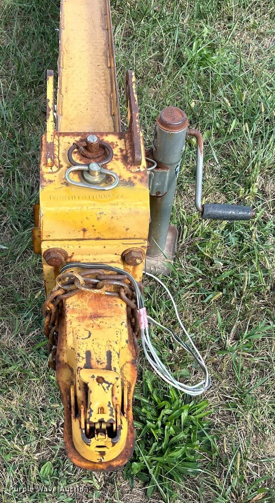 image for item ET3240 2001 Vermeer SC252 stump grinder with trailer