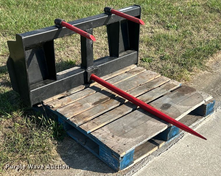 image for item ET3242 Bobcat skid steer bale spear