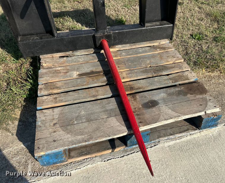 image for item ET3242 Bobcat skid steer bale spear