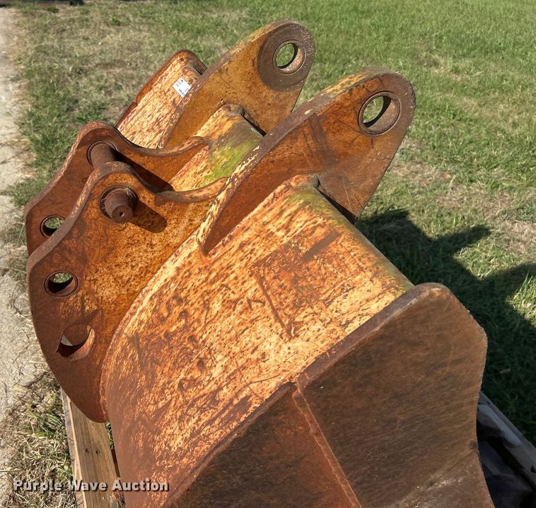 image for item ET3245 Backhoe bucket