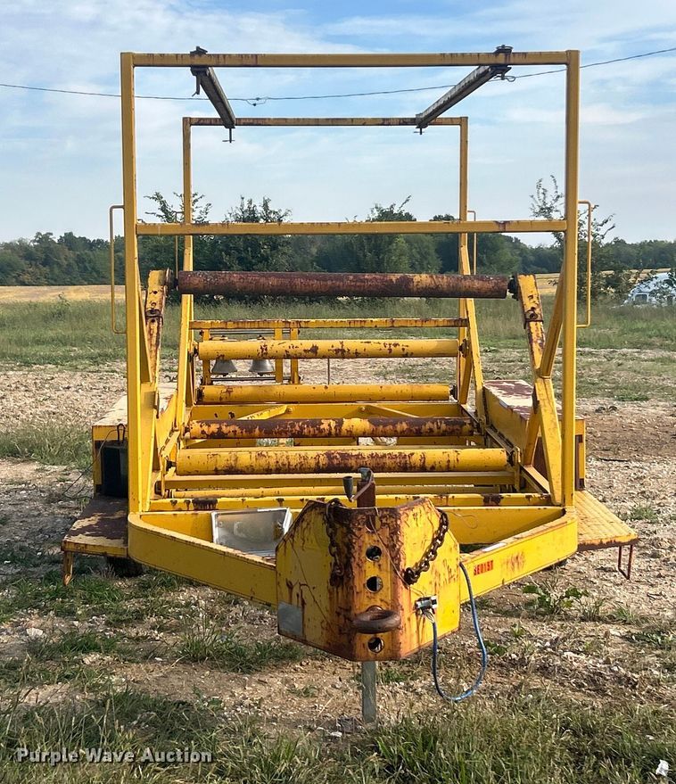 image for item ET3255 1995 Kiefer Industrial pipe straightener trailer