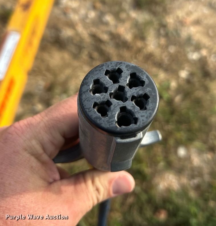 image for item ET3255 1995 Kiefer Industrial pipe straightener trailer