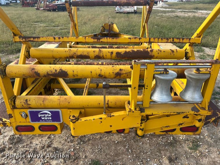 image for item ET3255 1995 Kiefer Industrial pipe straightener trailer