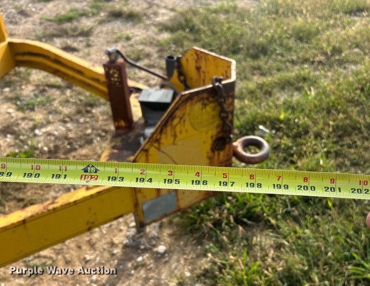 image for item ET3255 1995 Kiefer Industrial pipe straightener trailer