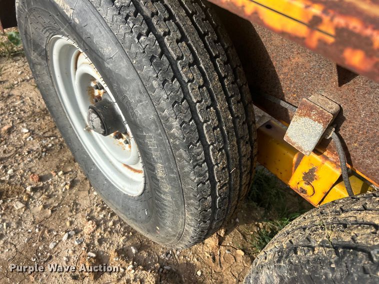 image for item ET3255 1995 Kiefer Industrial pipe straightener trailer