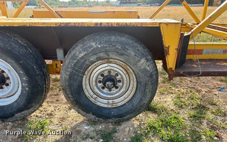 image for item ET3255 1995 Kiefer Industrial pipe straightener trailer