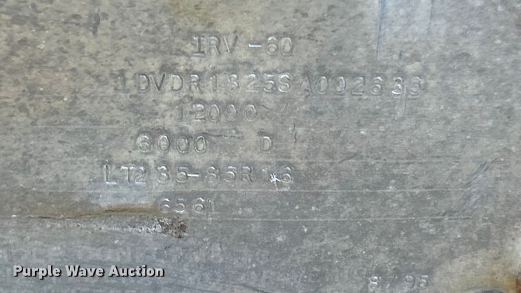 image for item ET3255 1995 Kiefer Industrial pipe straightener trailer