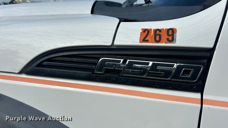 image for item ET3259 2012 Ford F550 Super Duty XL flatbed truck