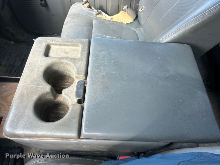 image for item ET3259 2012 Ford F550 Super Duty XL flatbed truck